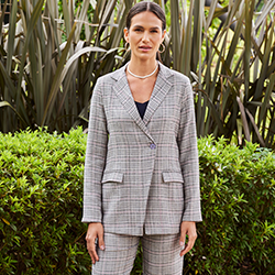 250x250px blazer luara 3