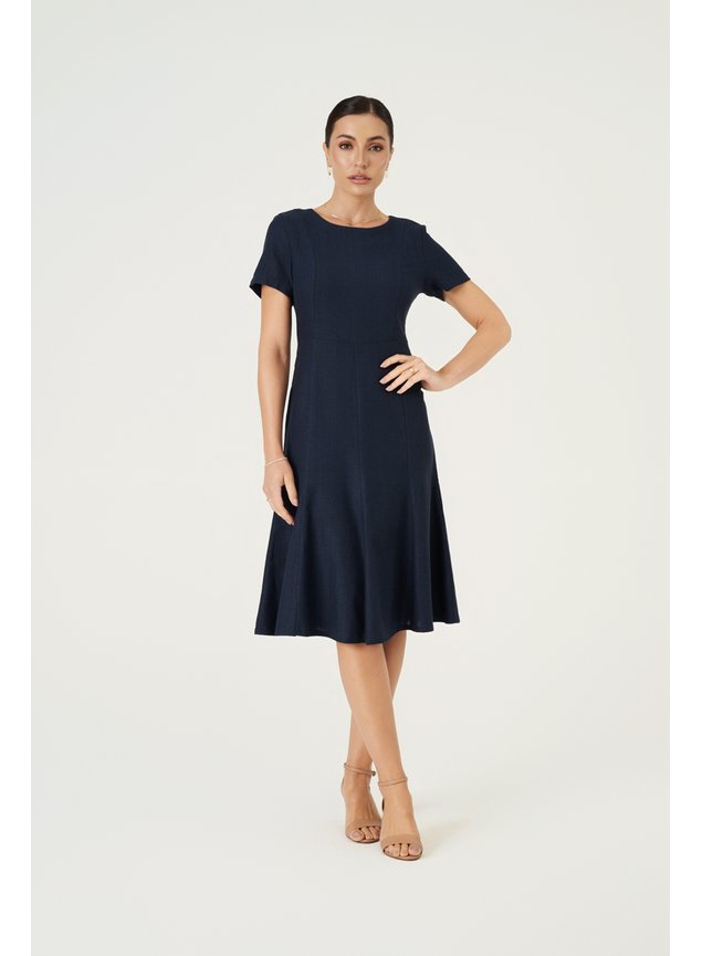 Vestido Midi Evasê em Linho Azul Marinho Triângulo