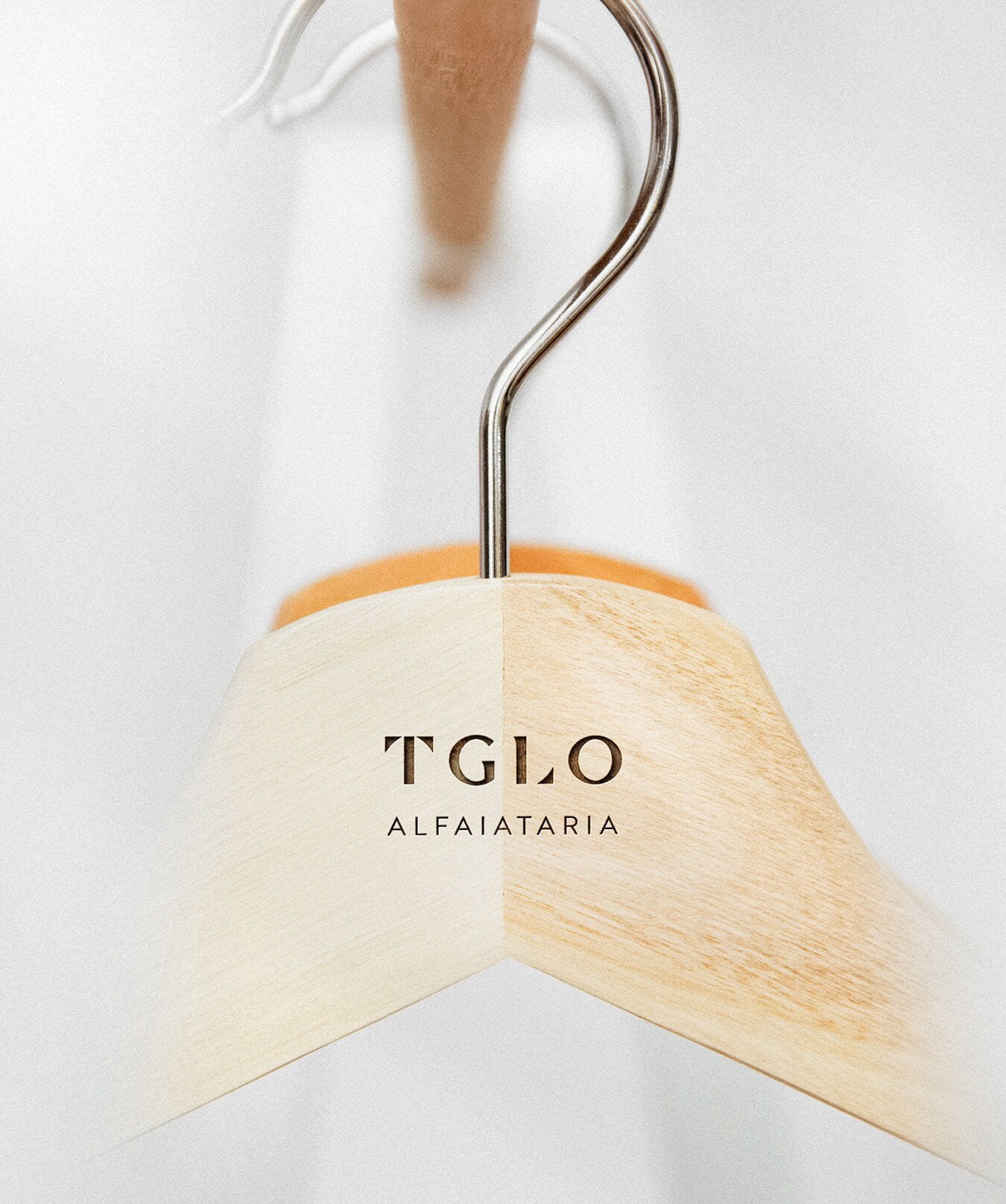 cabide tglo alfaiataria