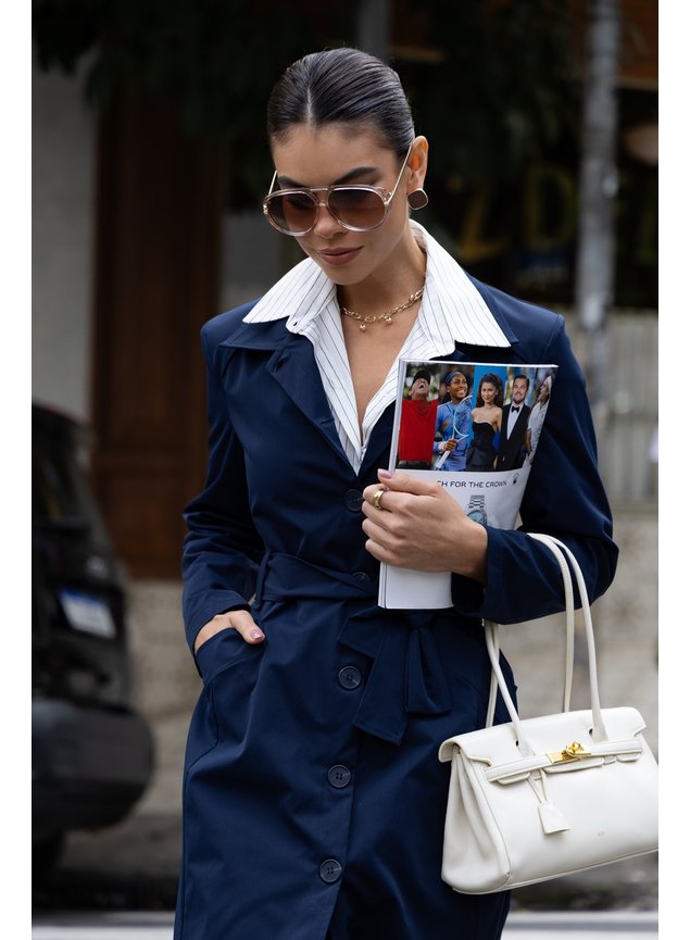 Conjunto Camisa Listrada Tiana, Trench Coat Marinho Manuelle e