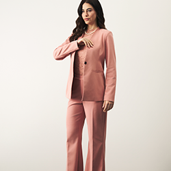 250x250 conjunto rosa flare claudette blusa renda cassandra blazer rosa natasha 2